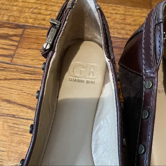 Gianni Bini Brown Flats - Picture 2 of 3